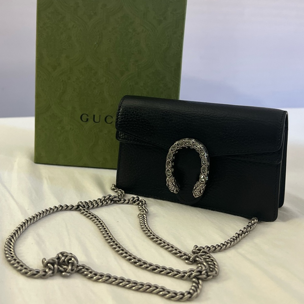 Gucci Black Leather Crossbody with Silver Chain